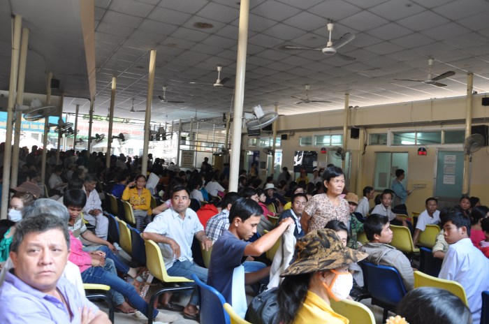 Patients wait for health check at the Tumor Hospital, a major cancer treatment facility in Ho Chi Minh City. Photo: Thanh Tung