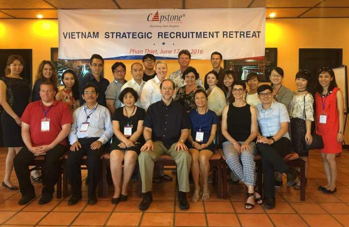 retreat-group-pic-hung